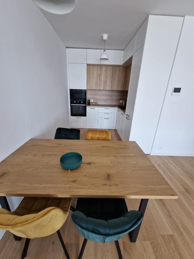 New Downtown Apartment Couple Minute From The Old Town Bratislava Ngoại thất bức ảnh