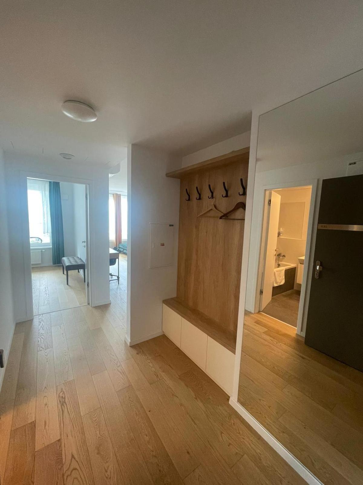 New Downtown Apartment Couple Minute From The Old Town Bratislava Ngoại thất bức ảnh